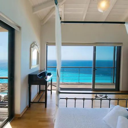 Modern Style Villa